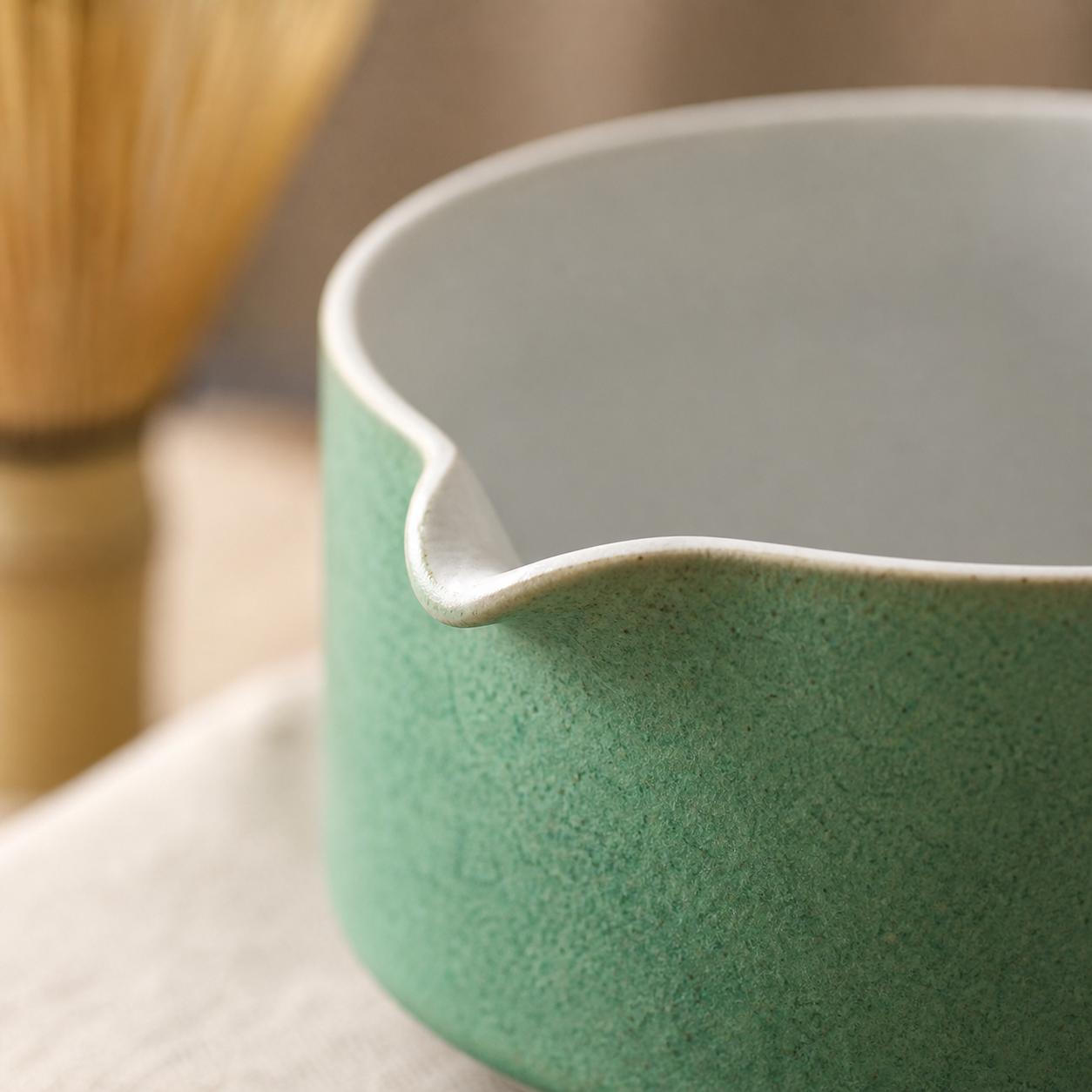 Ensemble de bols à matcha en céramique - Service à thé japonais minimaliste pour des moments de paix quotidiens