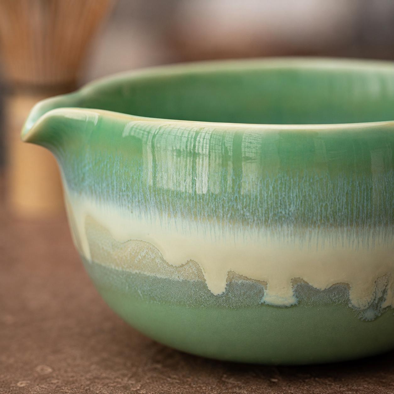 Ceramic Matcha Bowl Set - Contemporary Tea Set for Soft and Minimalist Interiors