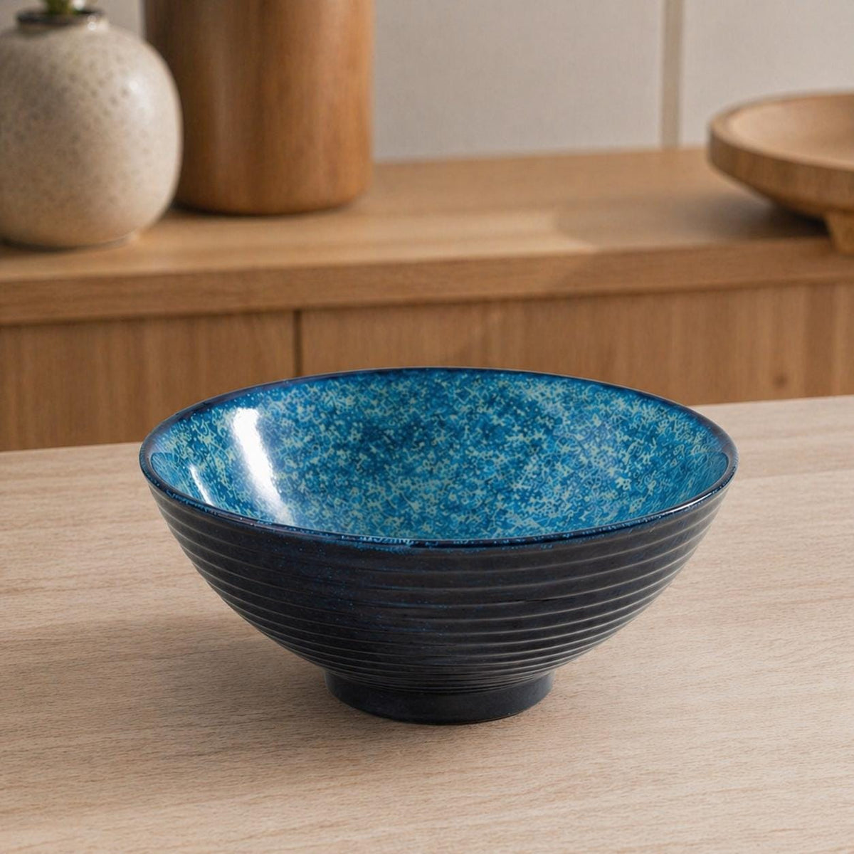 1,250 ml ceramic ramen bowl with textured glaze, 20.5 cm wide