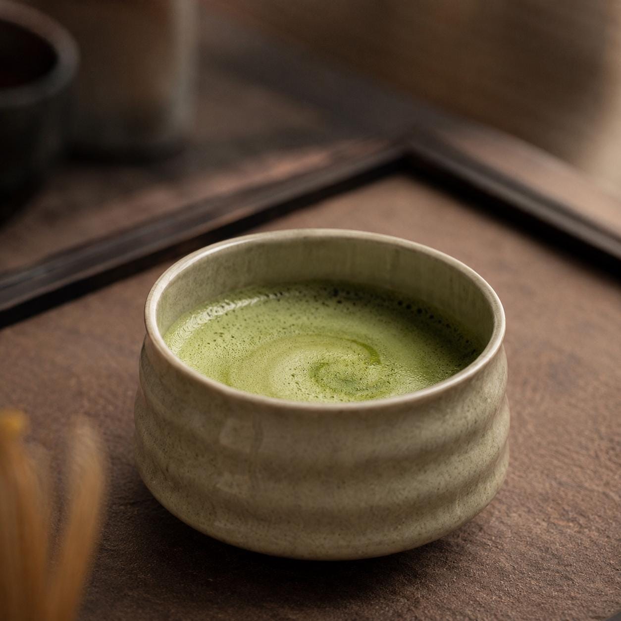 Ensemble de bols à matcha en céramique - Kit de thé Japandi moderne pour des moments de thé confortables