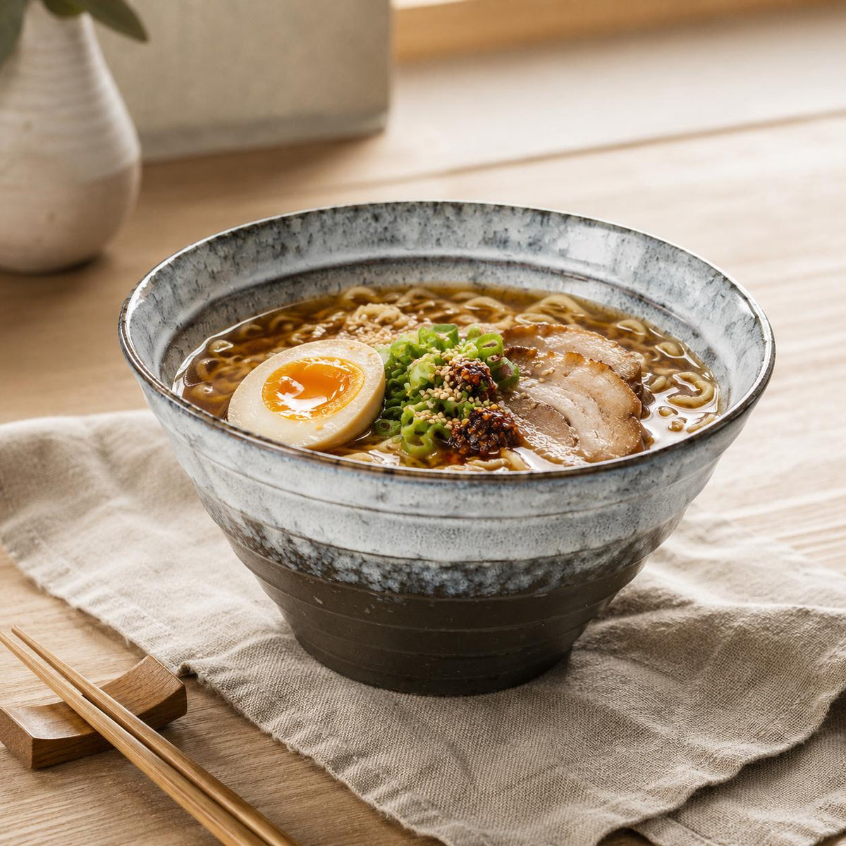Ramen Bowl – Gray Striped