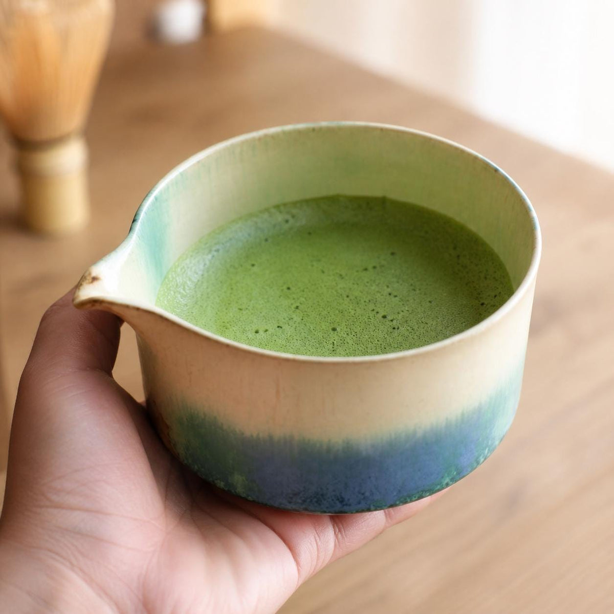 Set à matcha vert et crème