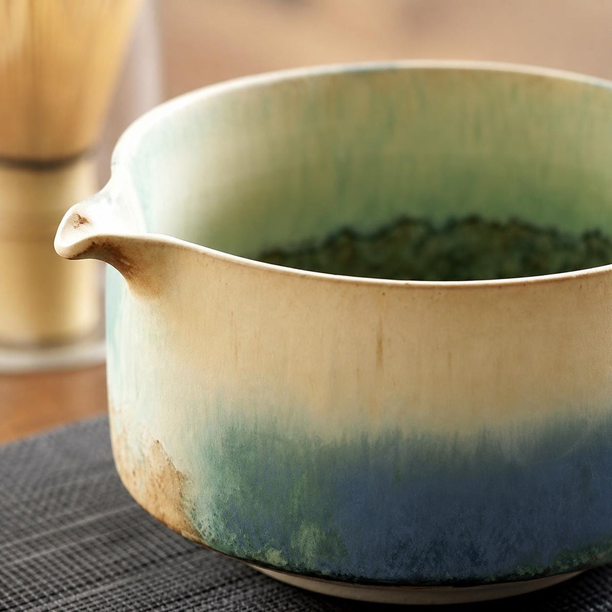 Set à matcha vert et crème