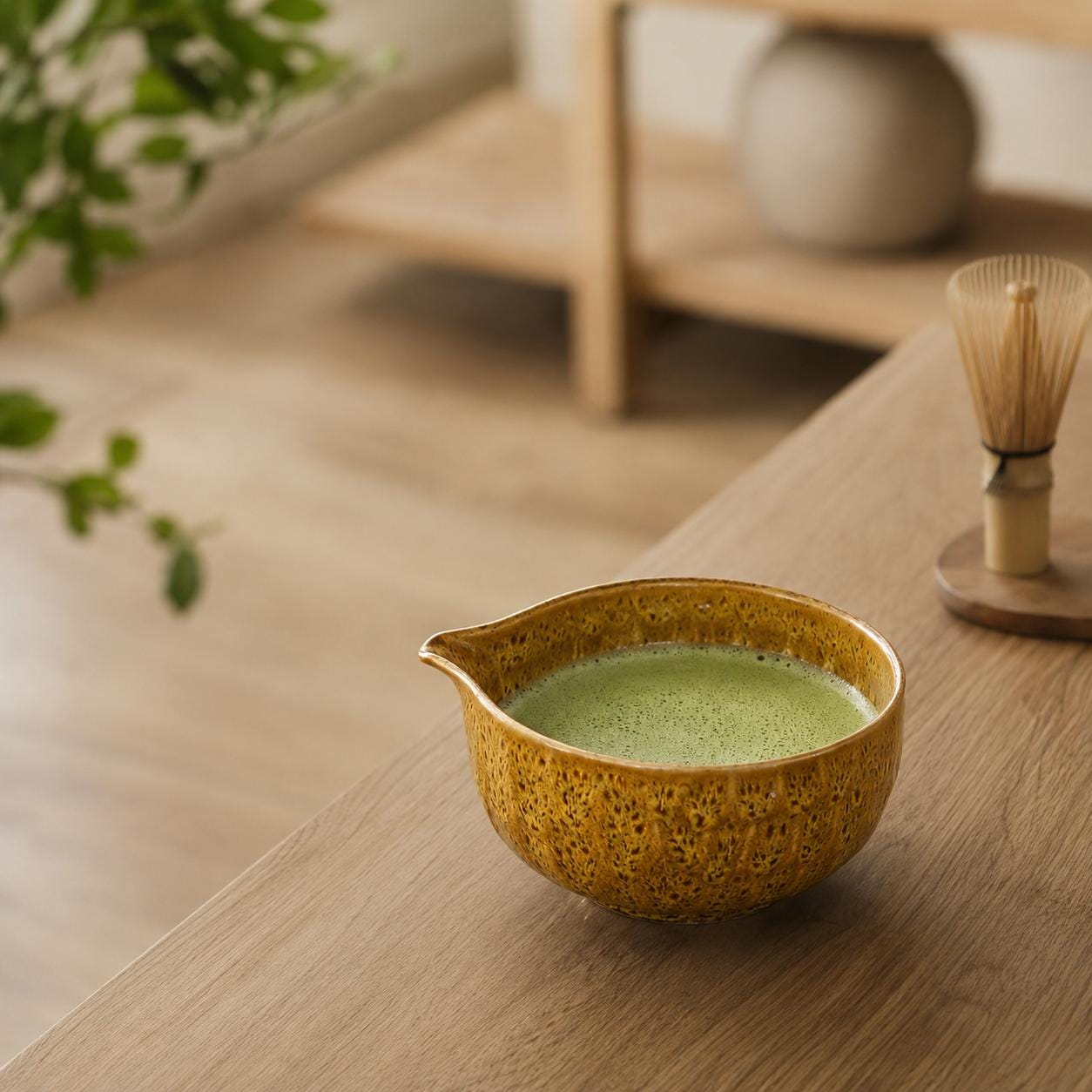 Ensemble de bols à matcha en céramique - Service à thé artisanal moderne pour une préparation quotidienne sereine