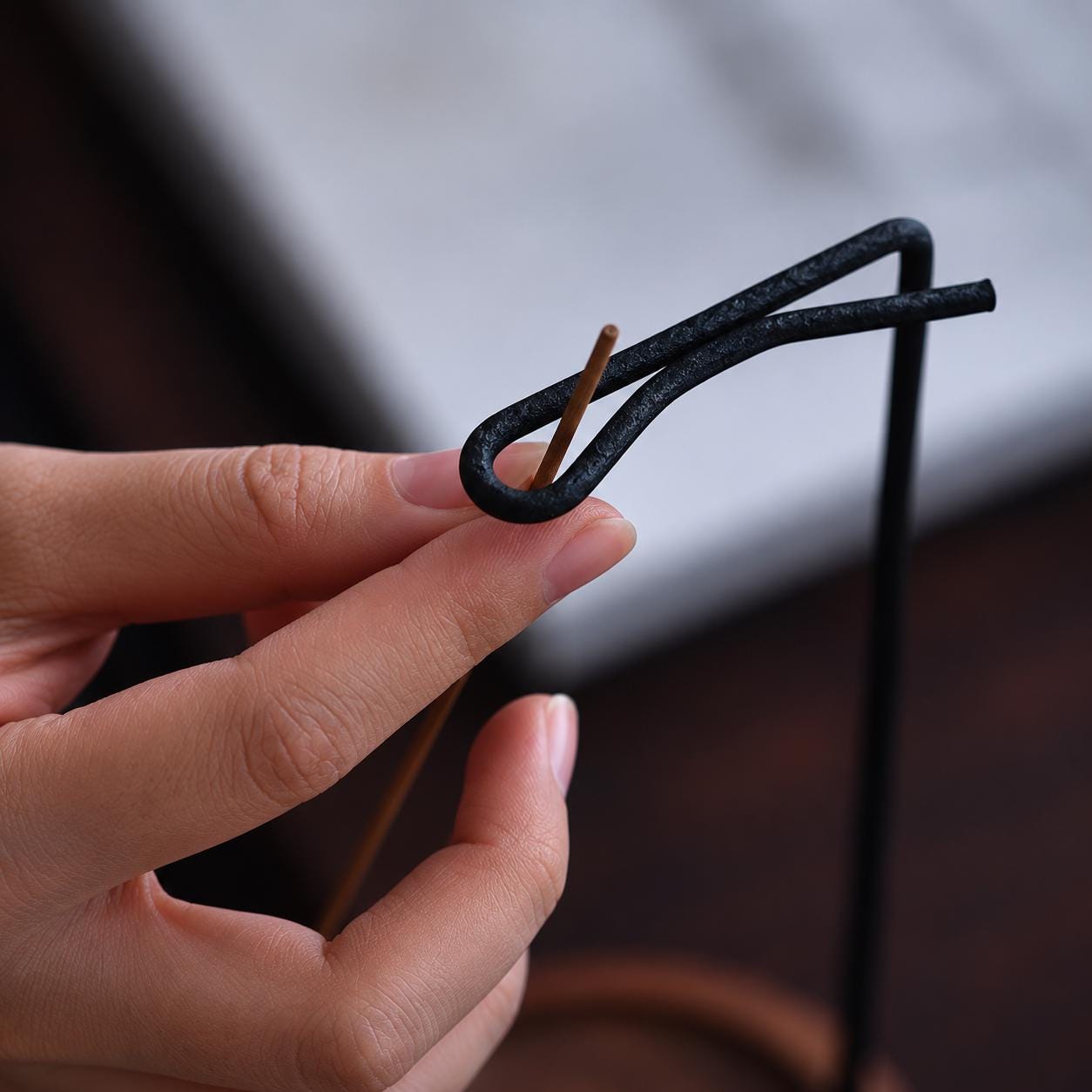 Japanese Incense Holder – Minimalist Incense Burner