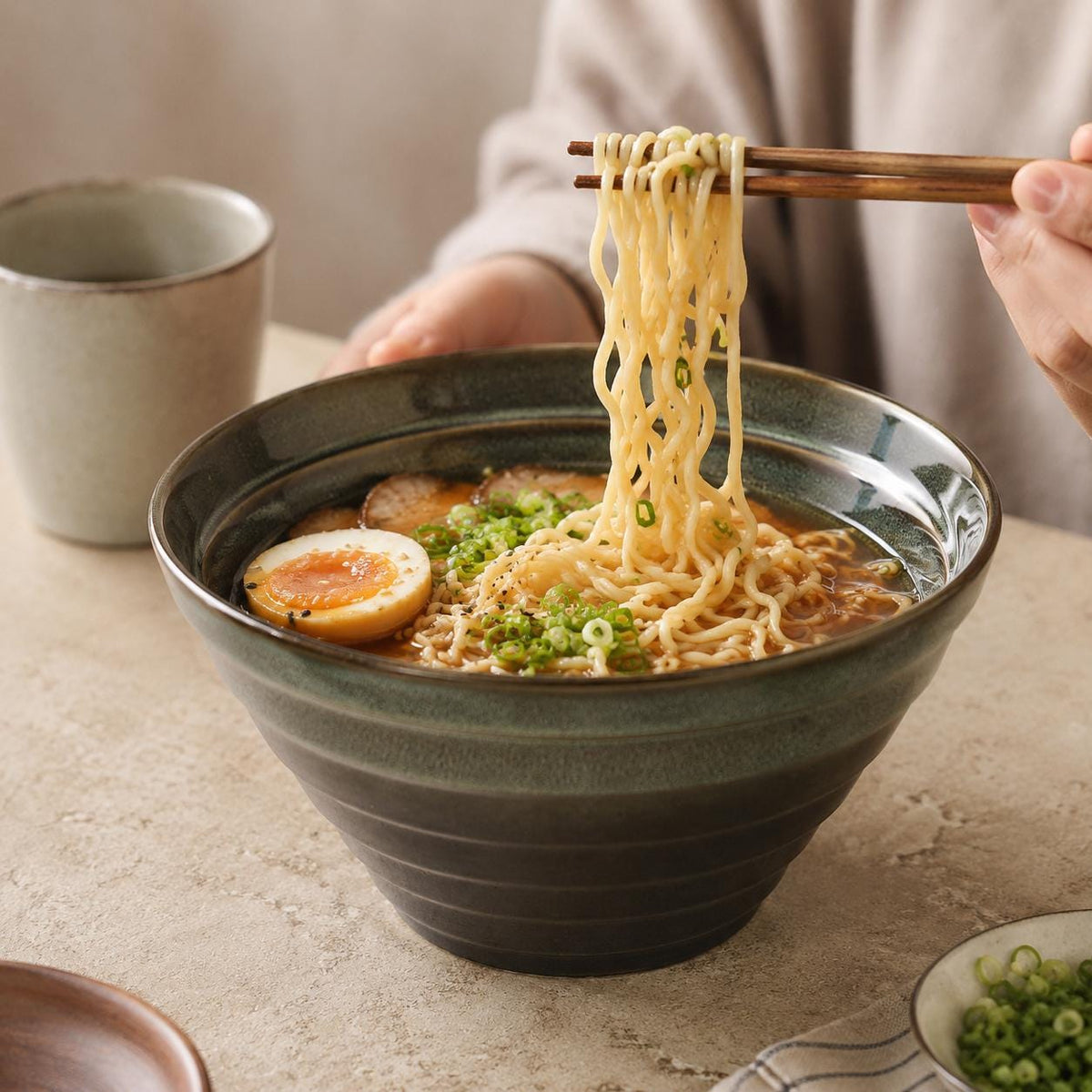Ramen Bowl – Glossy Green