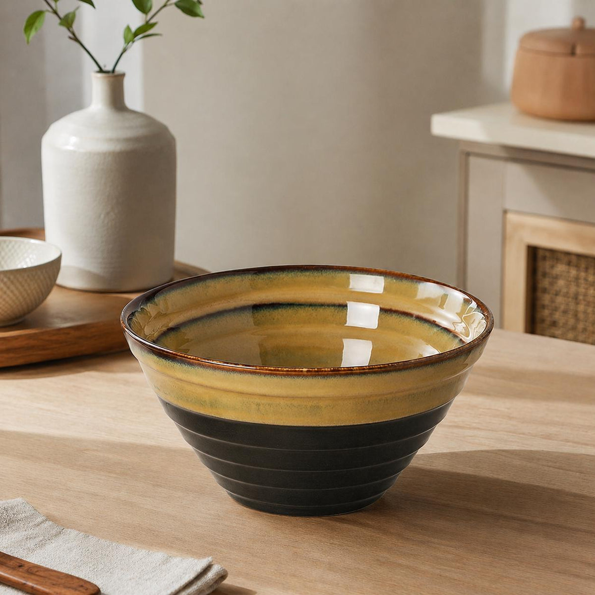 1,000 ml ceramic ramen bowl with textured glaze, 19.5 cm wide