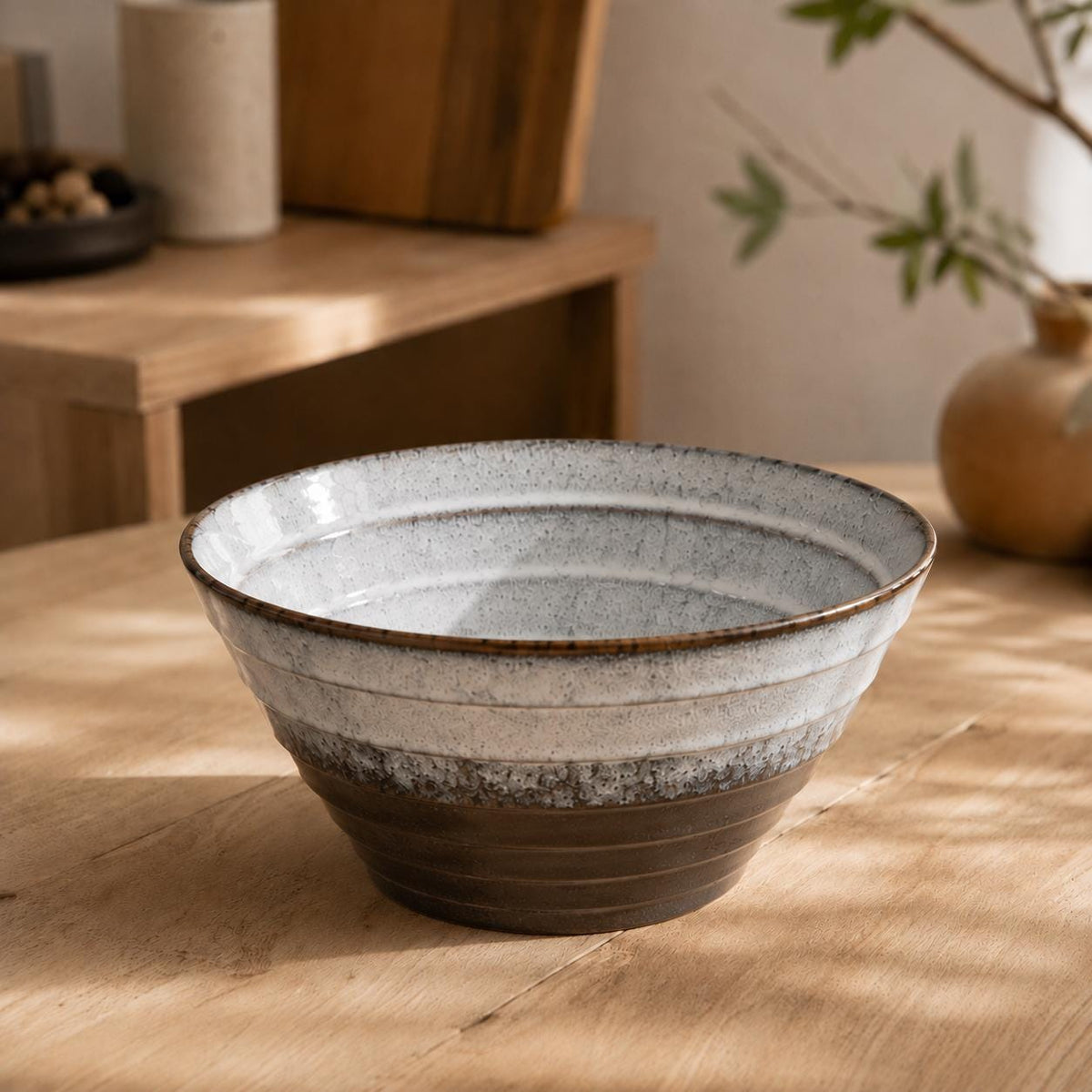 Bol à ramen en céramique - Bol à texture minimale pour une esthétique nette et équilibrée