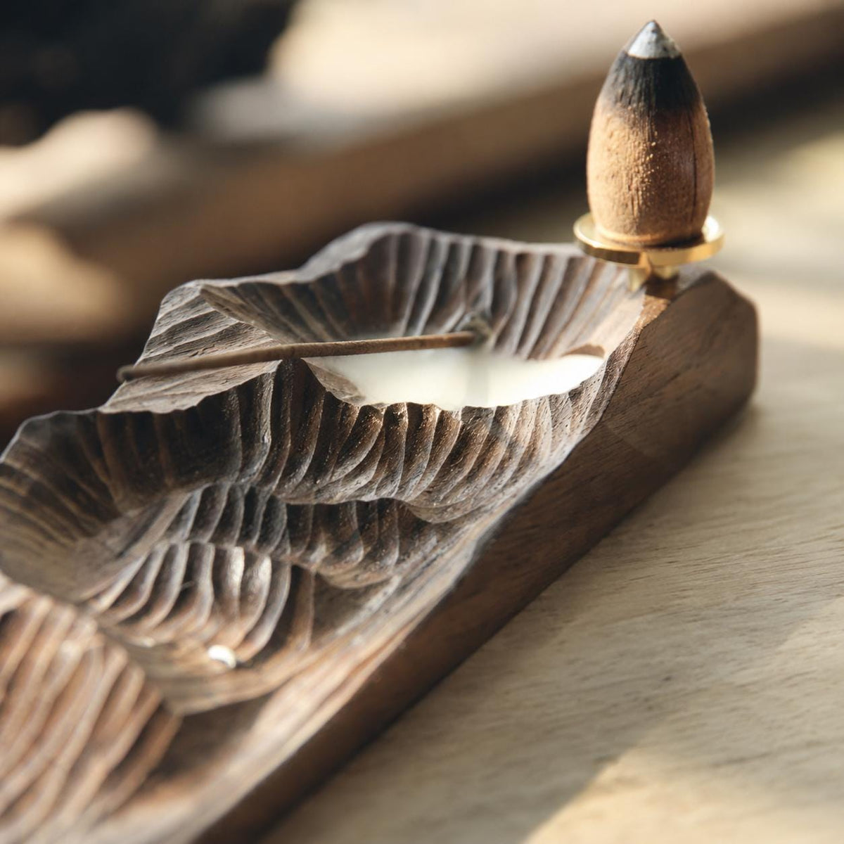 Backflow Incense Burner – Walnut Feather