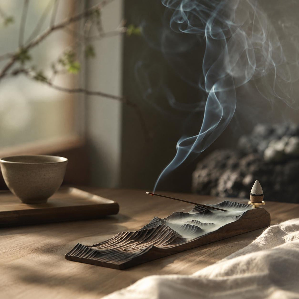 Backflow Incense Burner – Walnut Feather