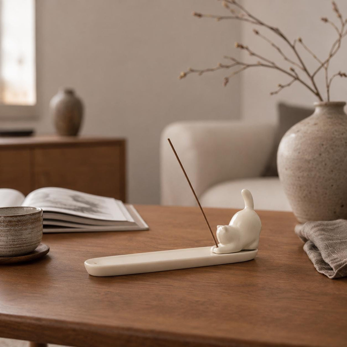 Incense Holder – Rabbit On Tray White