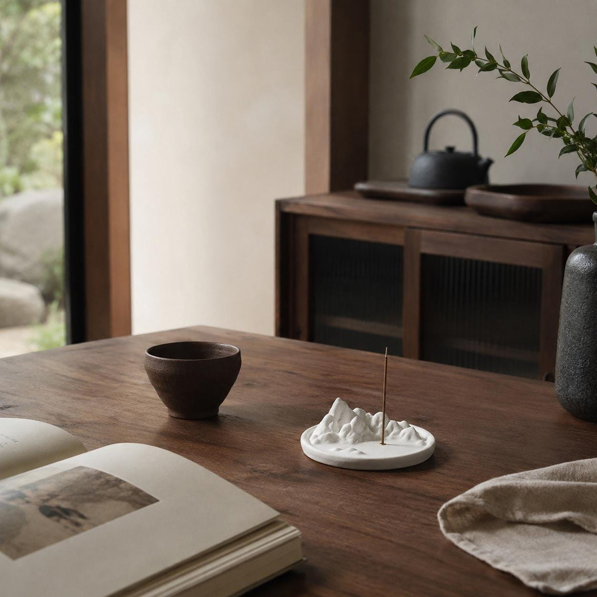 Incense Holder – Mountain Relief