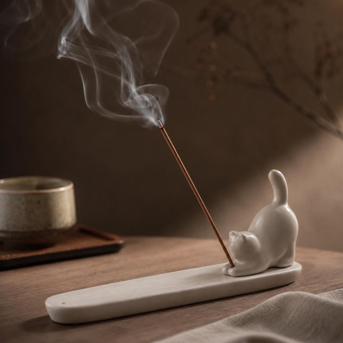 Incense Holder – Rabbit On Tray White