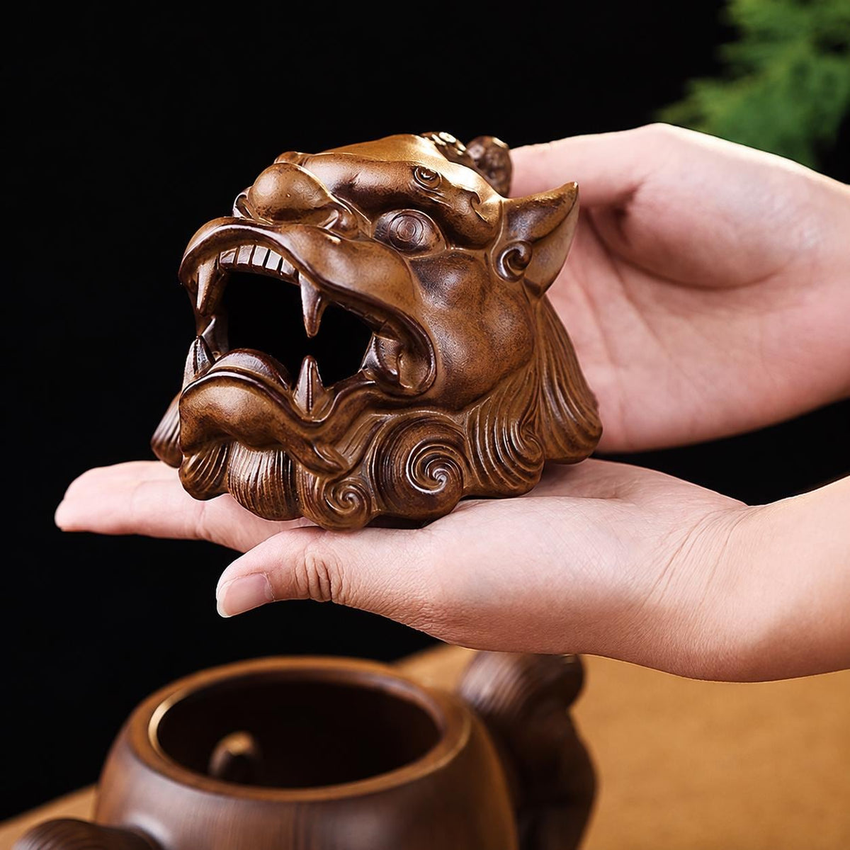 Porte-encens lion brun