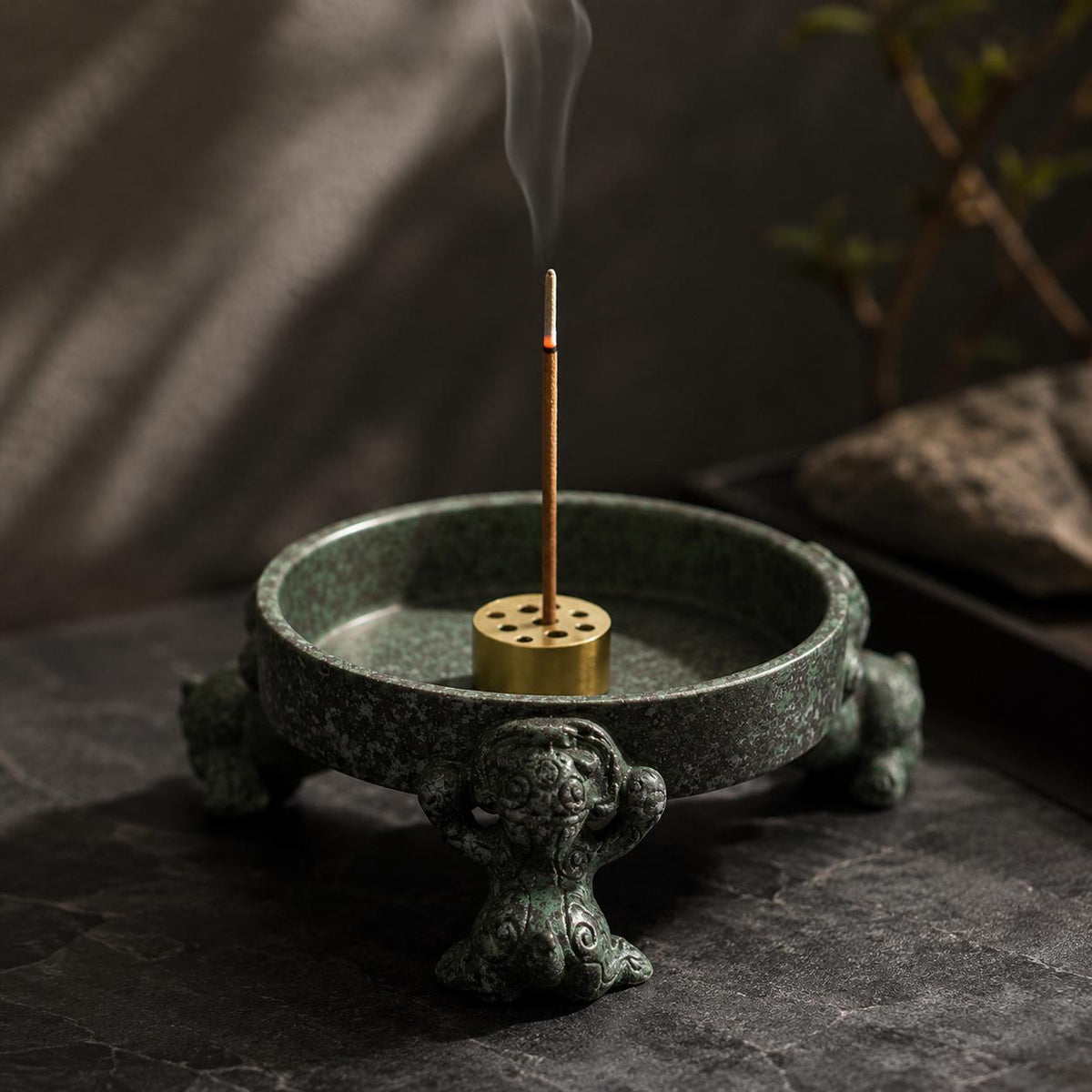 Artistic ceramic incense holder for incense sticks